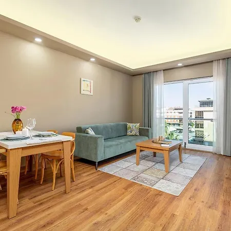 The Apartahotel 3*